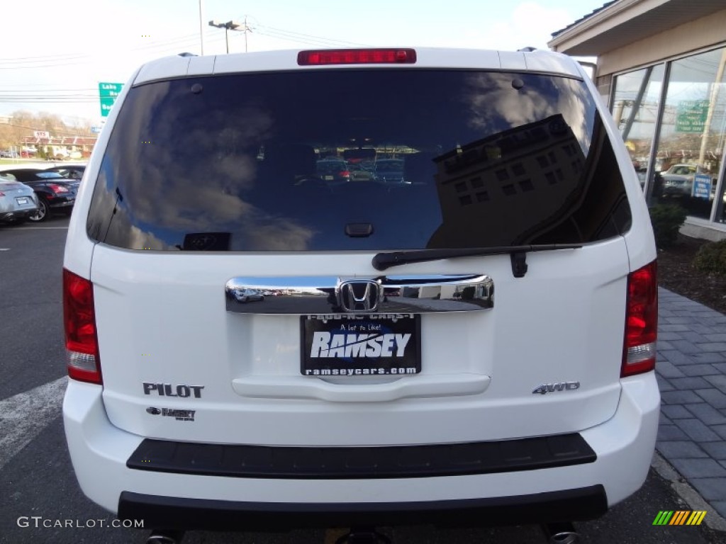 2009 Pilot EX-L 4WD - Taffeta White / Beige photo #6