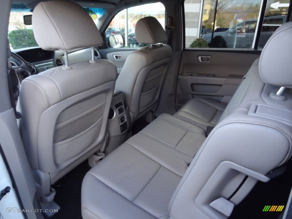 2009 Pilot EX-L 4WD - Taffeta White / Beige photo #17