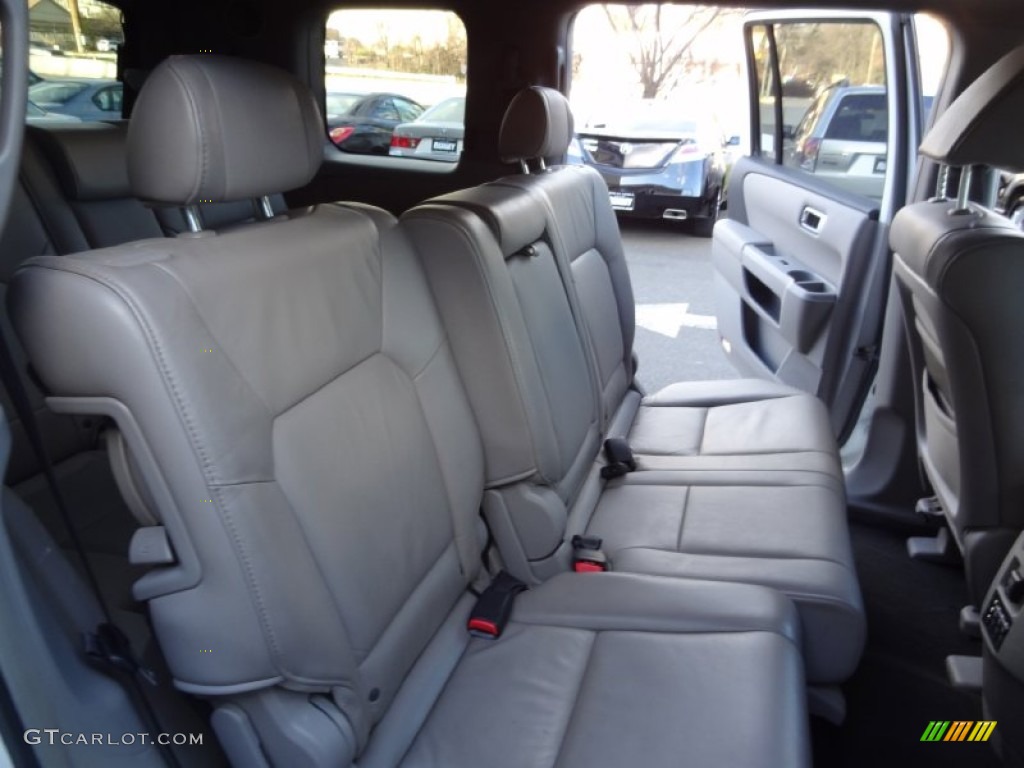 2009 Pilot EX-L 4WD - Taffeta White / Beige photo #25