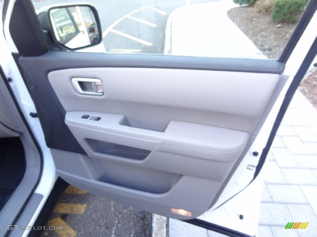2009 Pilot EX-L 4WD - Taffeta White / Beige photo #30