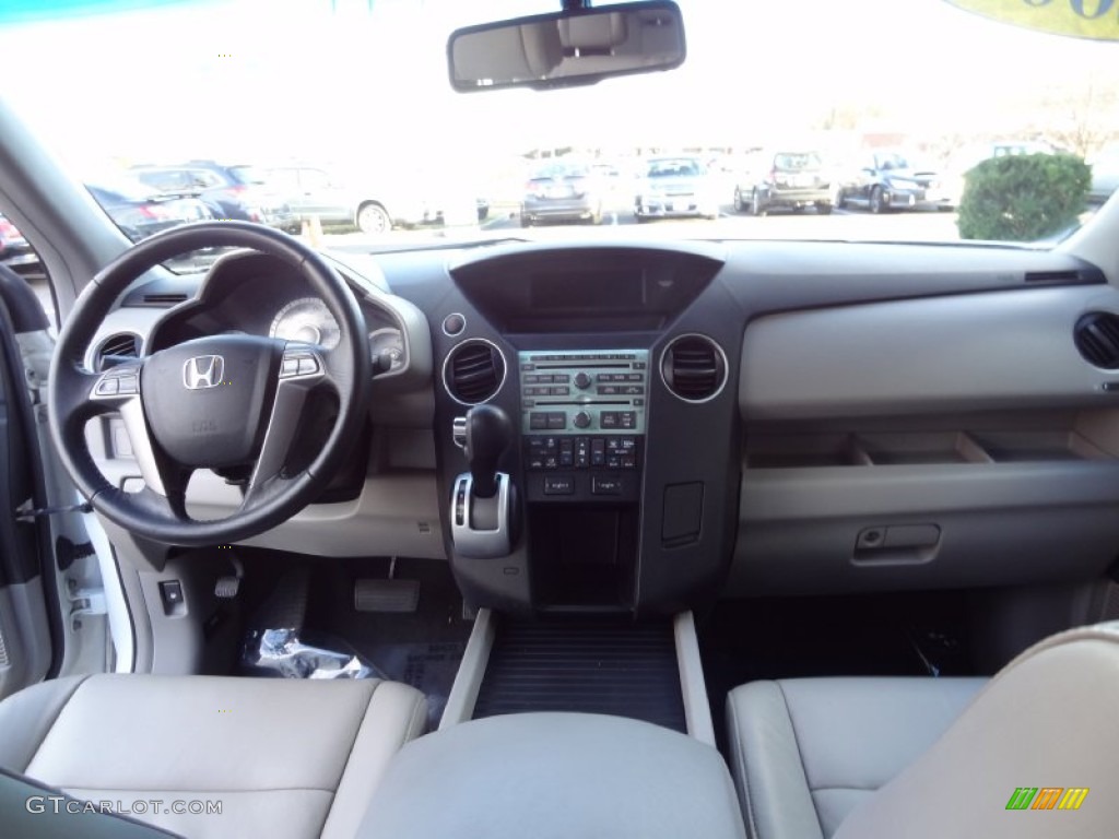 2009 Pilot EX-L 4WD - Taffeta White / Beige photo #32