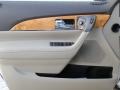 2013 White Platinum Tri-Coat Lincoln MKX AWD  photo #13