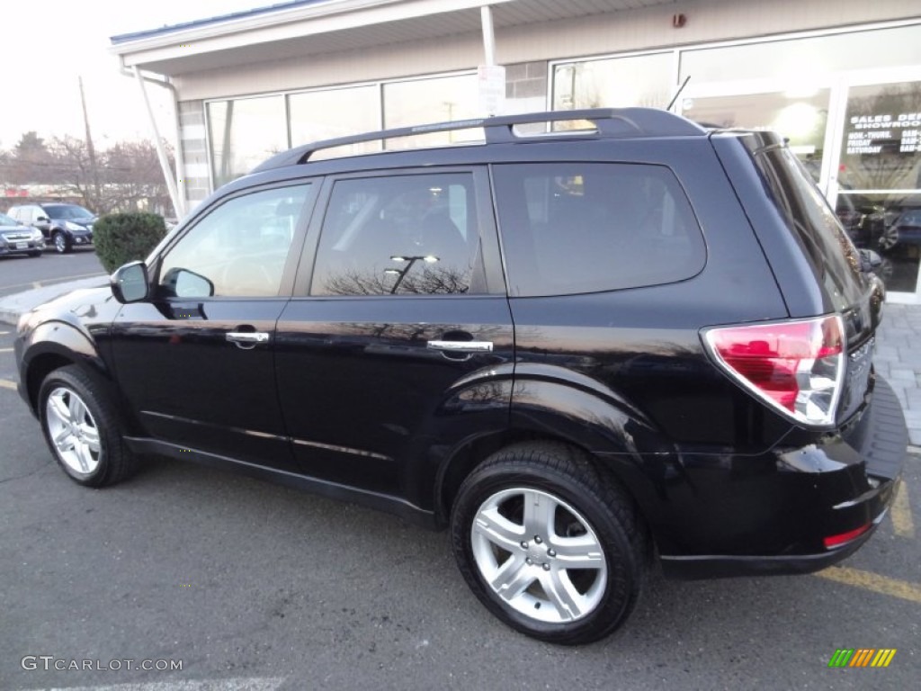 2010 Forester 2.5 X Limited - Obsidian Black Pearl / Black photo #4