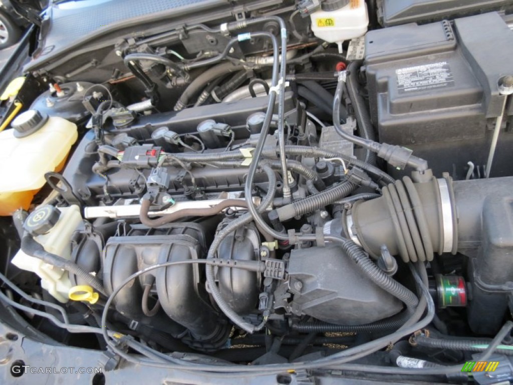 2007 Ford Focus ZX3 SE Coupe Engine Photos