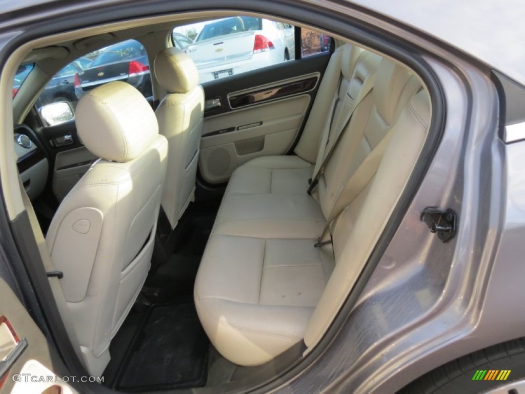 2006 Lincoln Zephyr Standard Zephyr Model Rear Seat Photo #74265511