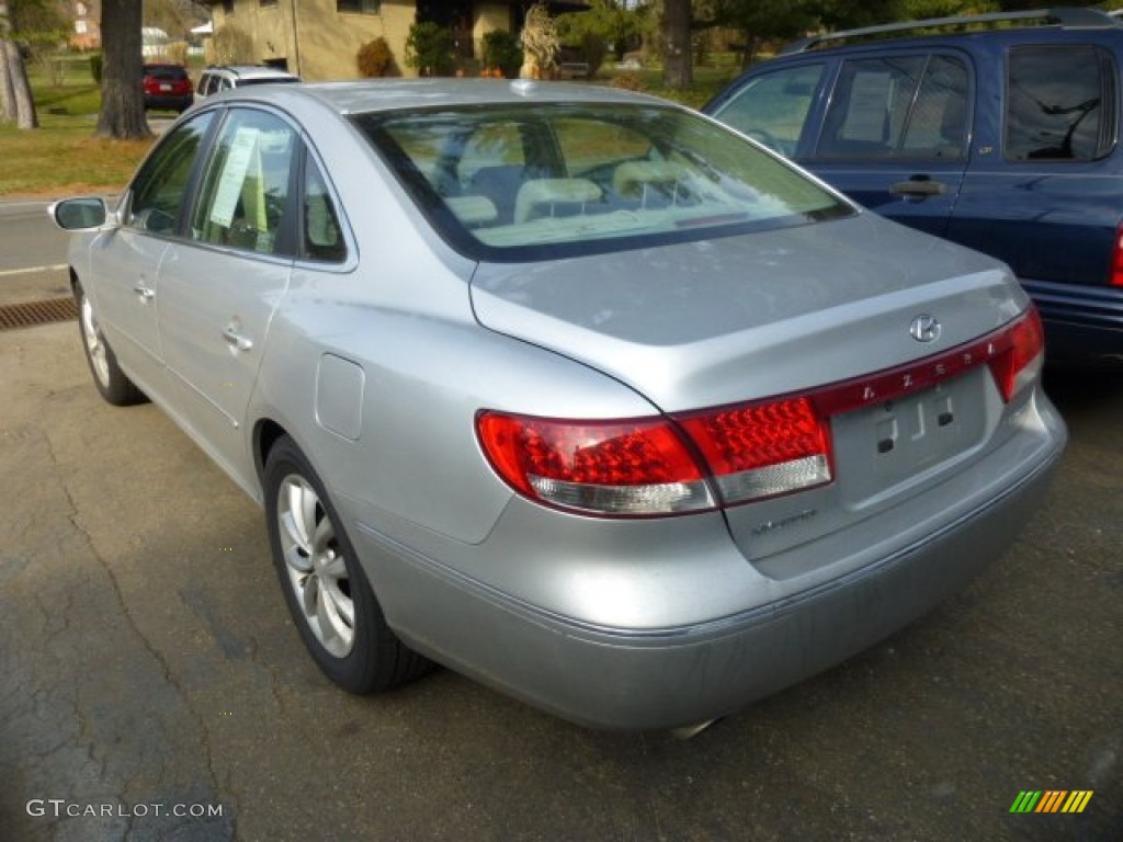 2008 Azera Limited - Silver Frost / Gray photo #3