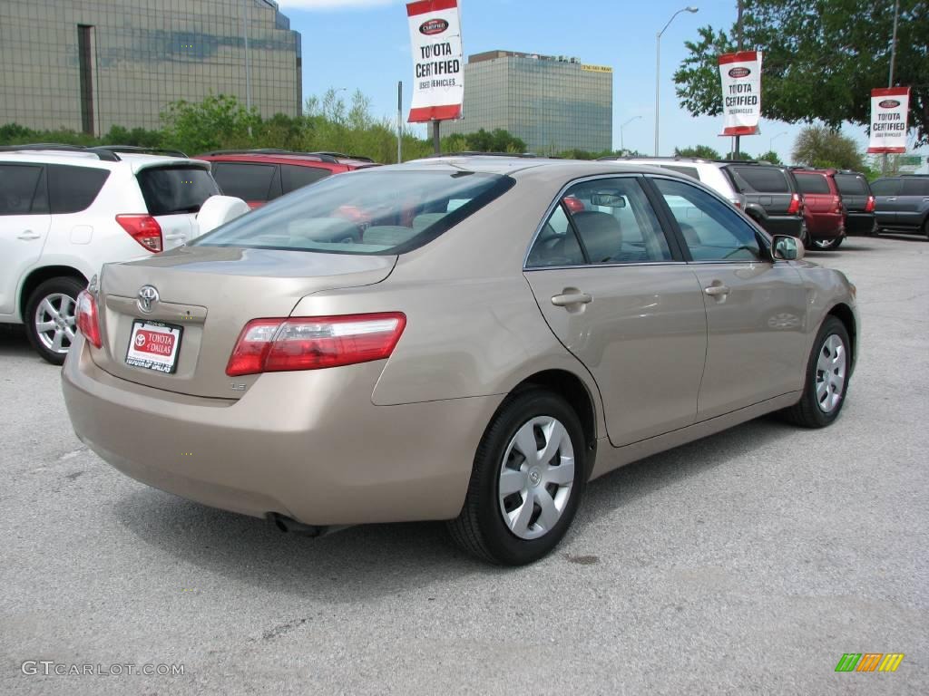 2008 Camry LE - Desert Sand Mica / Bisque photo #6