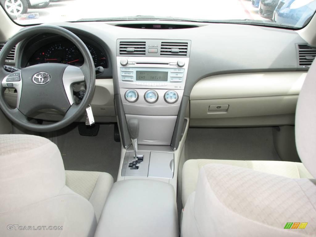 2008 Camry LE - Desert Sand Mica / Bisque photo #12