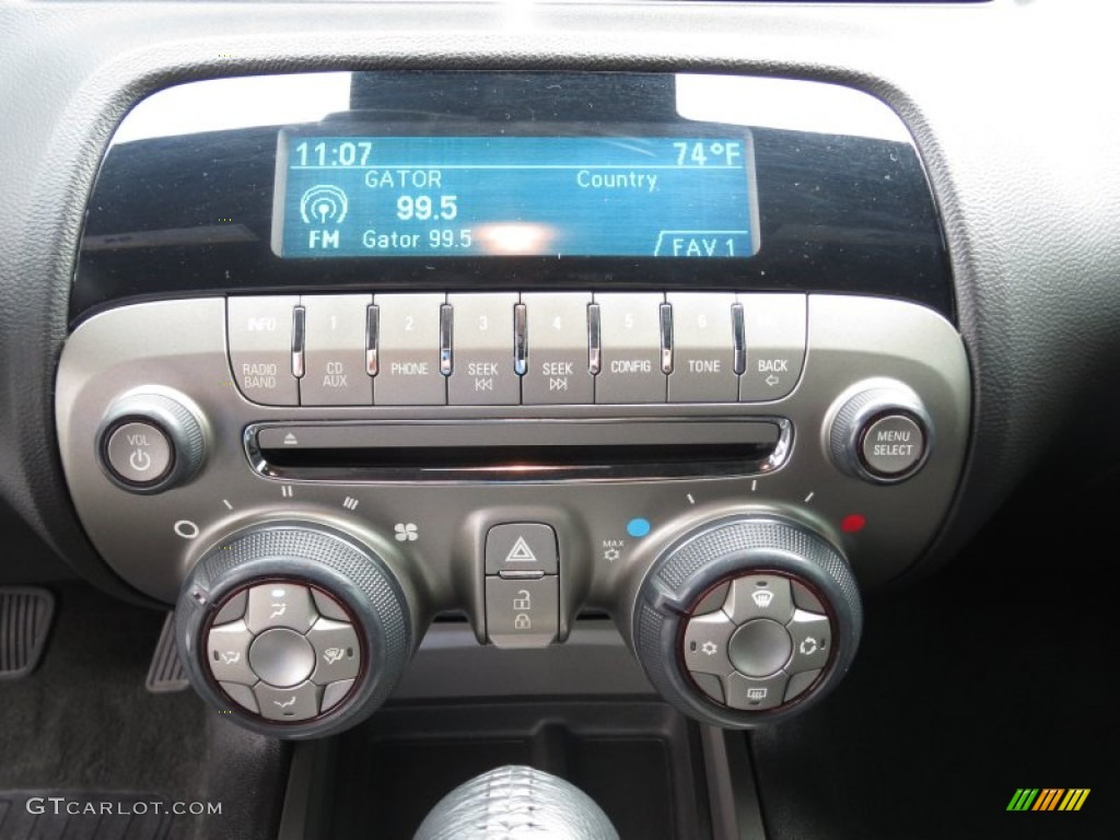 2010 Chevrolet Camaro SS Coupe Controls Photo #74267041