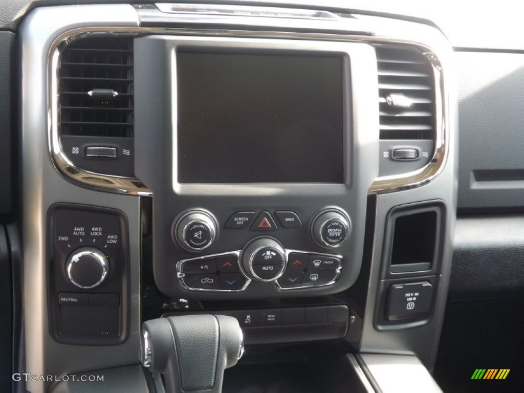 2013 Ram 1500 Sport Crew Cab 4x4 Controls Photo #74268061