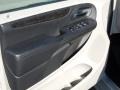 Bright Silver Metallic - Grand Caravan Crew Photo No. 10