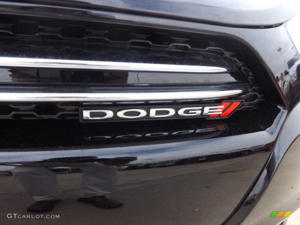 2013 Dodge Dart Limited Marks and Logos Photos