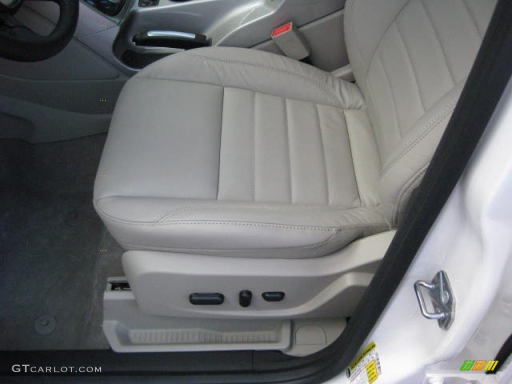 2013 C-Max Hybrid SEL - White Platinum / Medium Light Stone photo #11