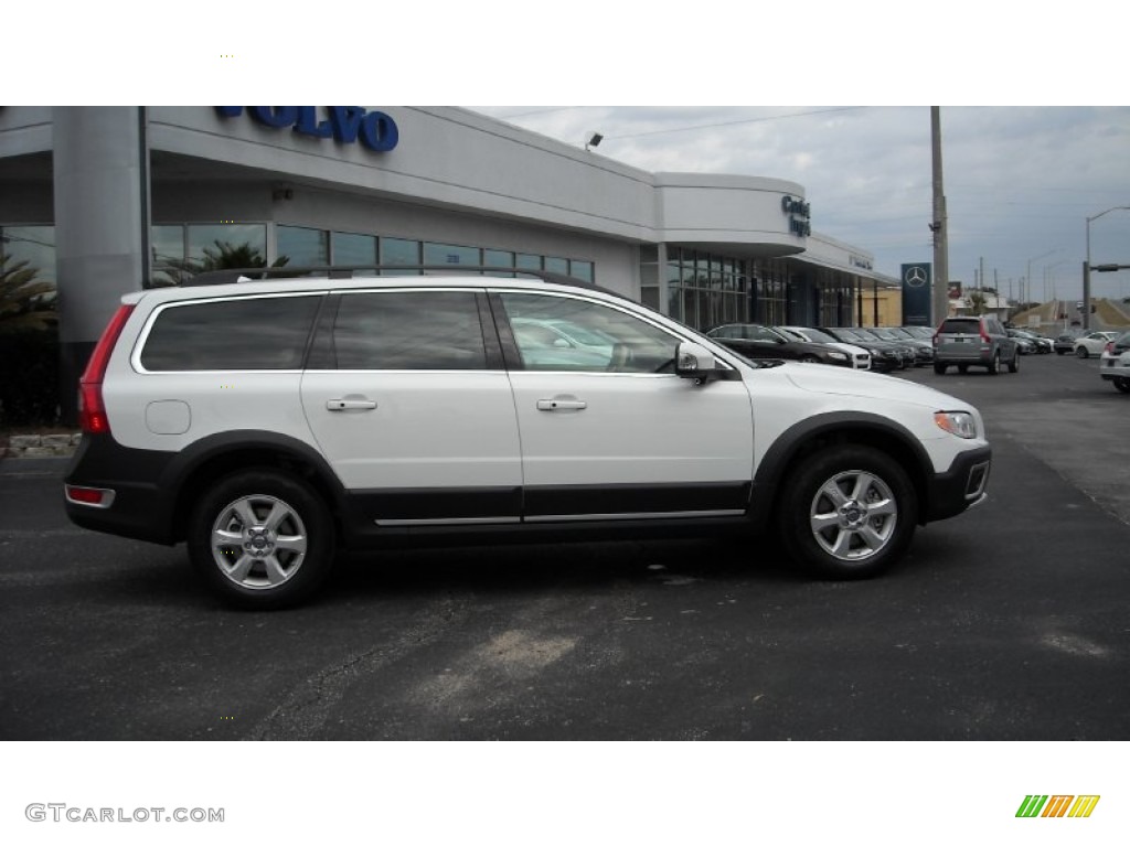 2013 XC70 3.2 - Ice White / Sandstone photo #6