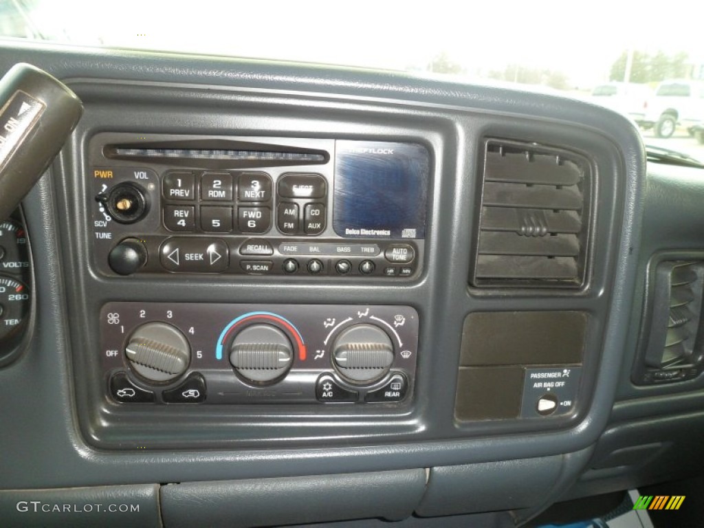 2002 GMC Sierra 3500 SLE Extended Cab 4x4 Dually Controls Photos