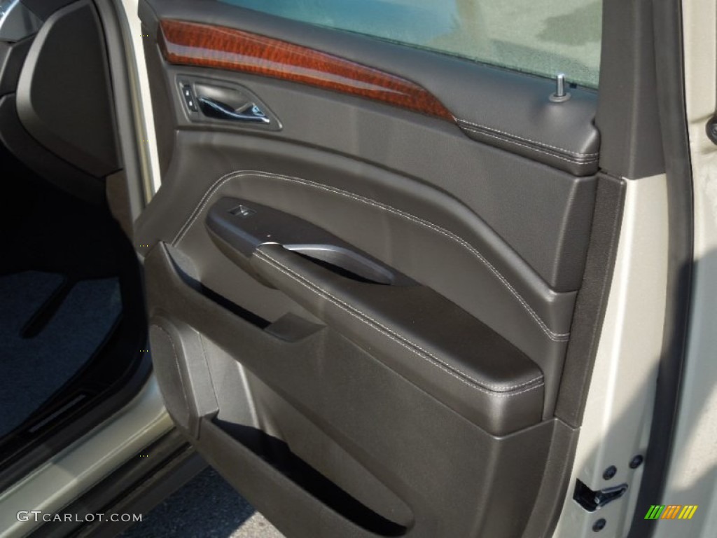 2013 SRX Luxury FWD - Silver Coast Metallic / Ebony/Ebony photo #25