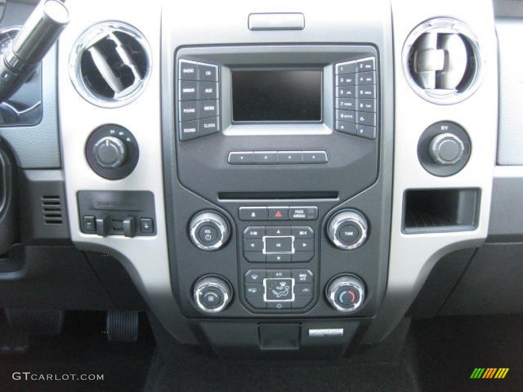 2013 F150 XLT SuperCrew 4x4 - Green Gem Metallic / Steel Gray photo #21