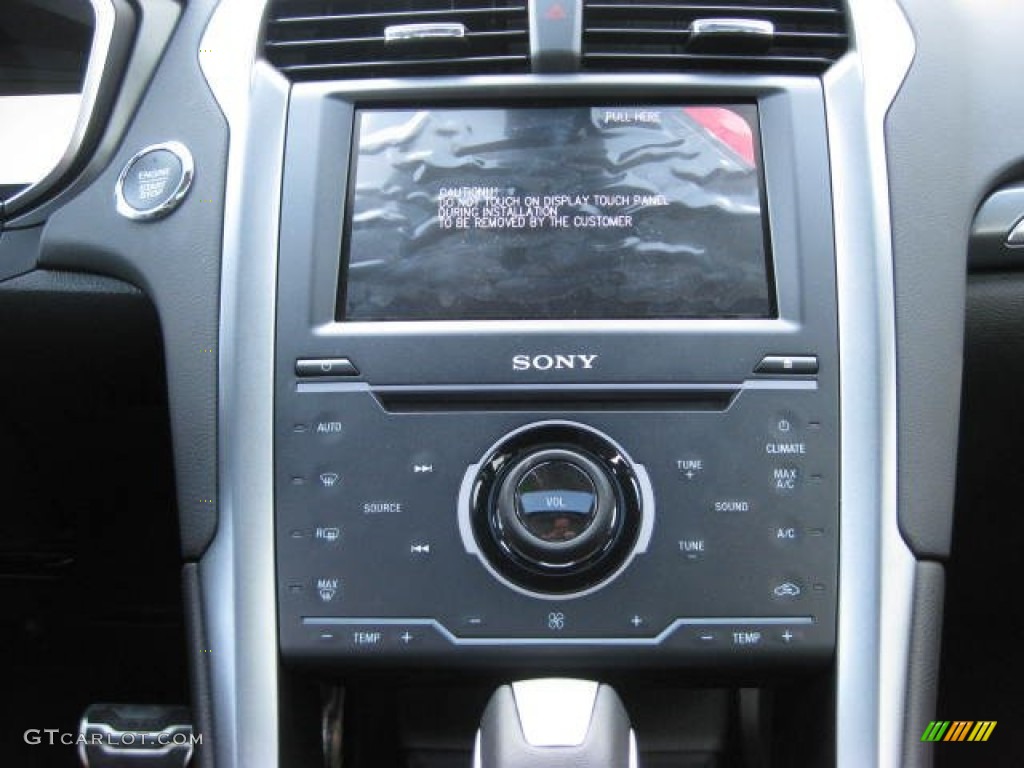 2013 Fusion Titanium AWD - Tuxedo Black Metallic / Charcoal Black photo #15