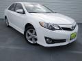 Super White - Camry SE Photo No. 1