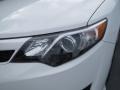 Super White - Camry SE Photo No. 9