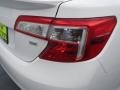 Super White - Camry SE Photo No. 15