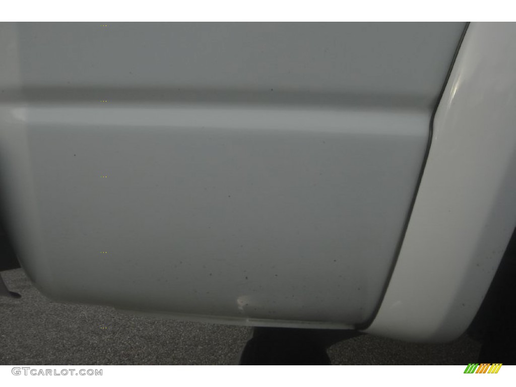 2006 Ram 2500 Laramie Quad Cab 4x4 - Bright White / Medium Slate Gray photo #17