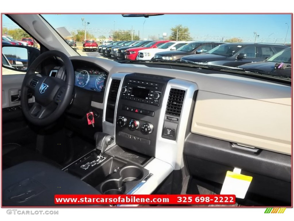 2012 Ram 1500 Lone Star Crew Cab - Bright Silver Metallic / Dark Slate Gray photo #26