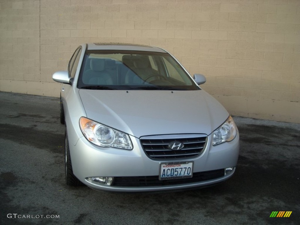 2009 Elantra SE Sedan - Quicksilver / Gray photo #2