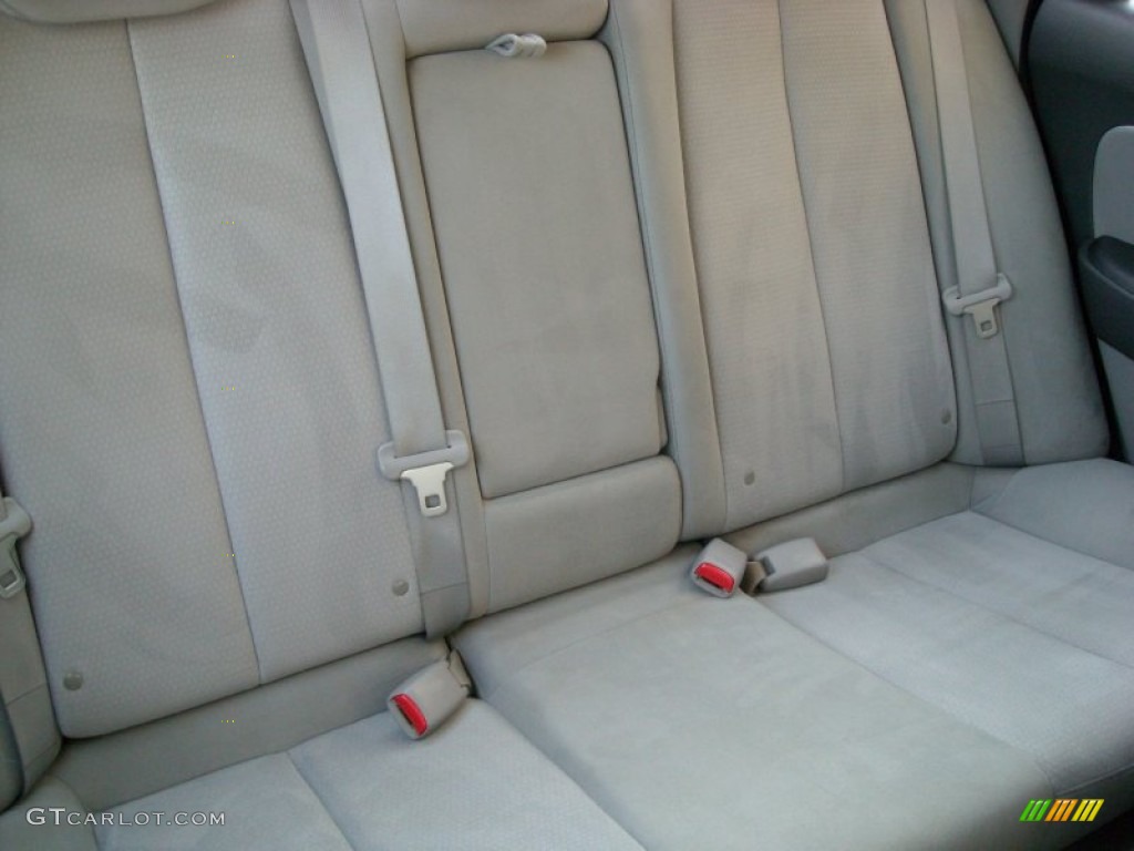 2009 Elantra SE Sedan - Quicksilver / Gray photo #32
