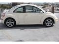 2010 Harvest Moon Beige Volkswagen New Beetle 2.5 Coupe  photo #4