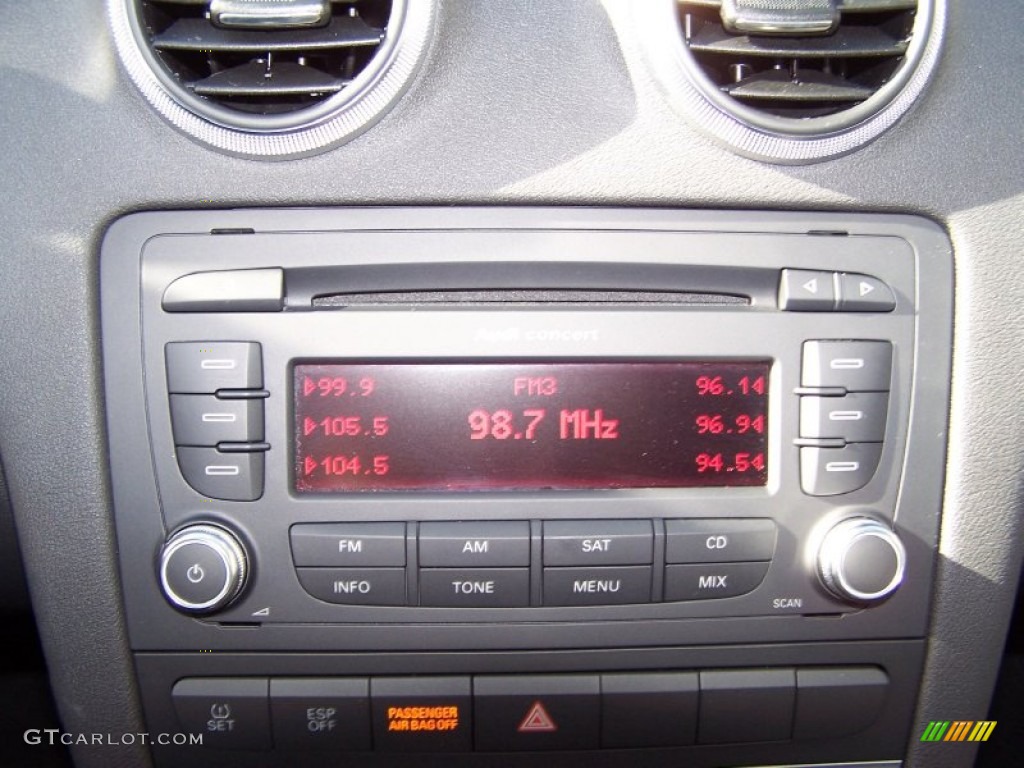 2009 Audi A3 2.0T Audio System Photos
