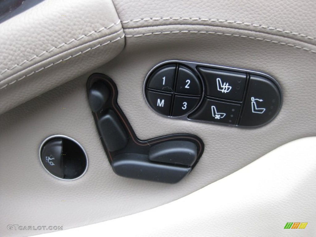 2012 Mercedes-Benz SL 550 Roadster Controls Photo #74283170