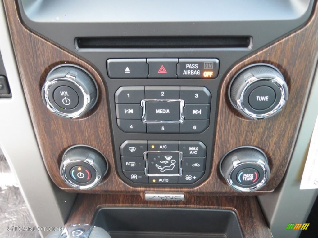 2013 Ford F150 Lariat SuperCrew 4x4 Controls Photo #74283613