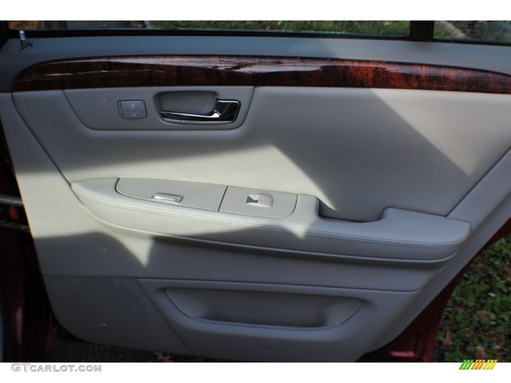 2006 DTS  - Crimson Pearl / Shale photo #12