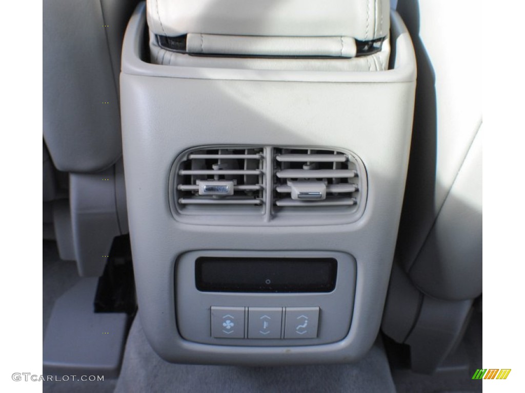 2006 DTS  - Crimson Pearl / Shale photo #17