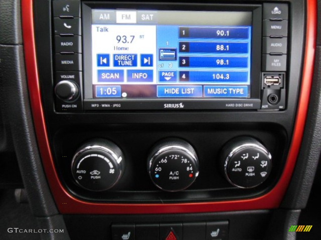 2010 Dodge Caliber Rush Controls Photo #74284957