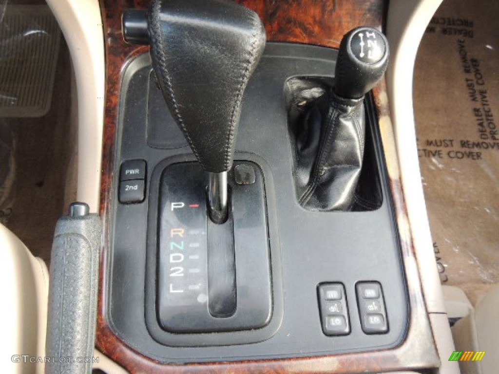 1998 Land Cruiser  - Desert Bronze Metallic / Gray photo #15