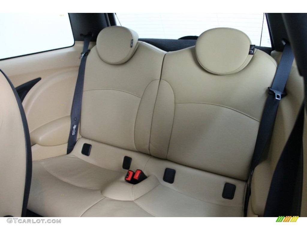 2008 Mini Cooper S Hardtop Rear Seat Photo #74289352