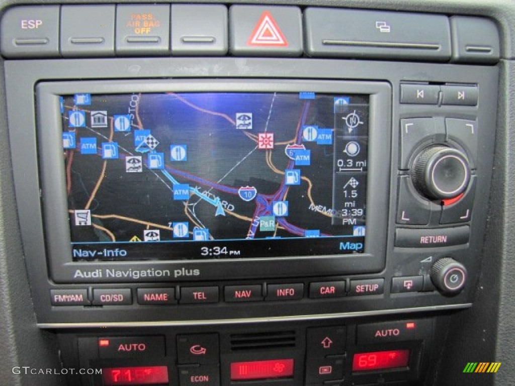 2006 Audi S4 4.2 quattro Sedan Navigation Photos