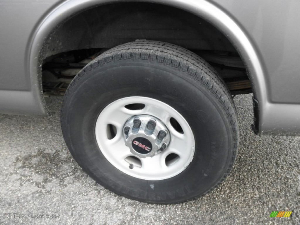 2007 GMC Savana Van 3500 Extended Commercial Wheel Photos
