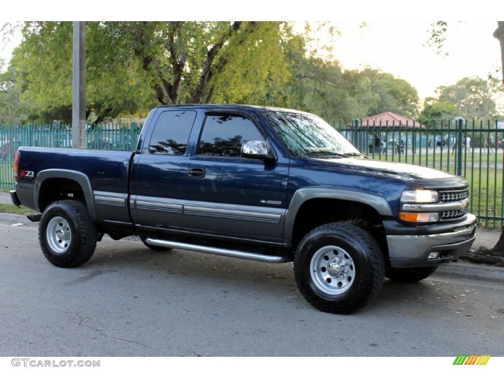 2000 Silverado 2500 LS Extended Cab 4x4 - Indigo Blue Metallic / Medium Gray photo #2