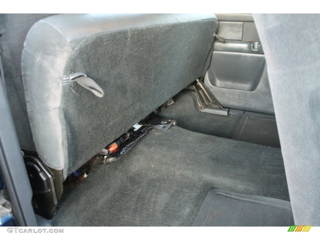 2000 Silverado 2500 LS Extended Cab 4x4 - Indigo Blue Metallic / Medium Gray photo #40