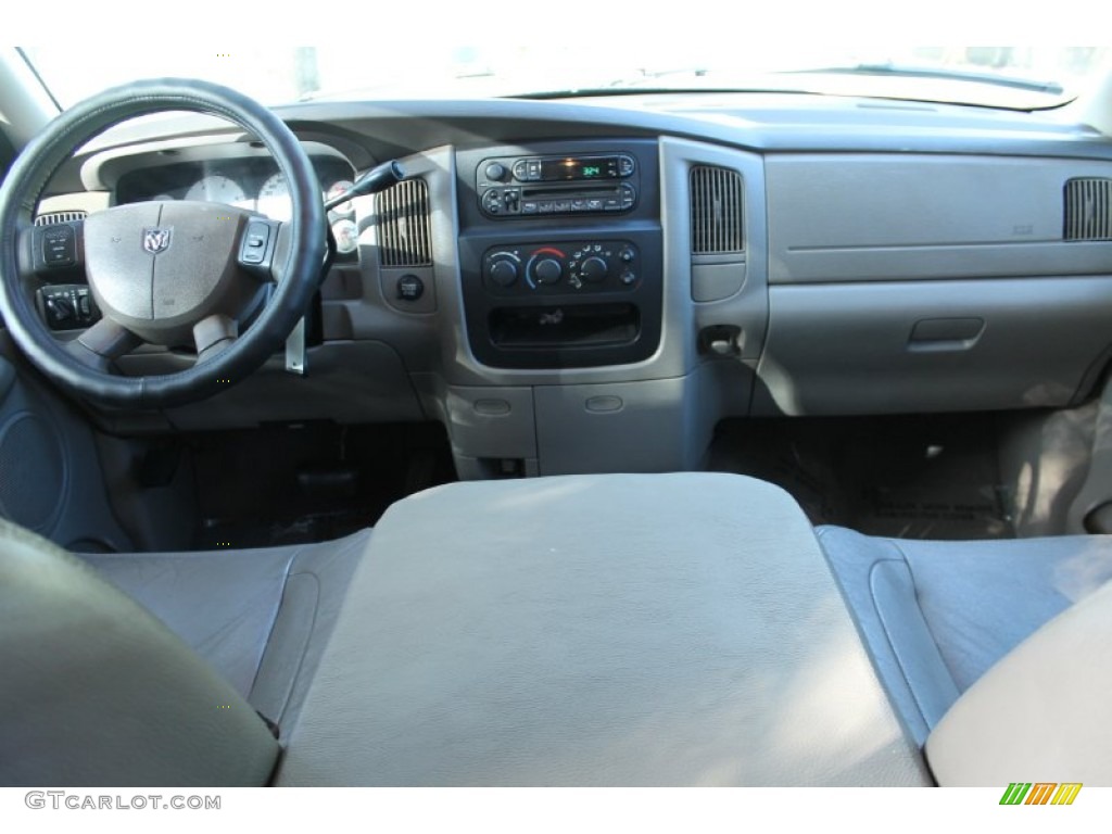 2004 Ram 2500 SLT Quad Cab 4x4 - Bright Silver Metallic / Dark Slate Gray photo #36