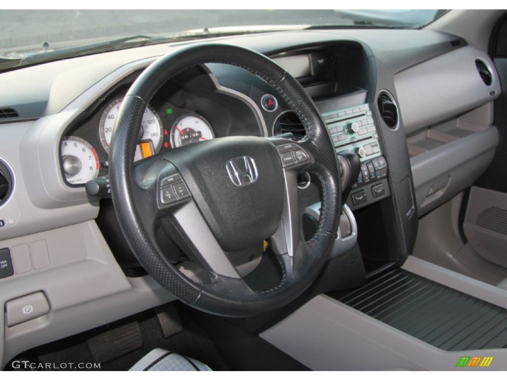 2010 Honda Pilot EX-L 4WD Steering Wheel Photos