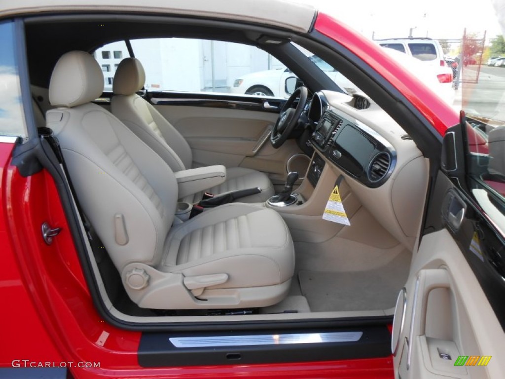 Beige Interior 2013 Volkswagen Beetle Turbo Convertible Photo #74298276