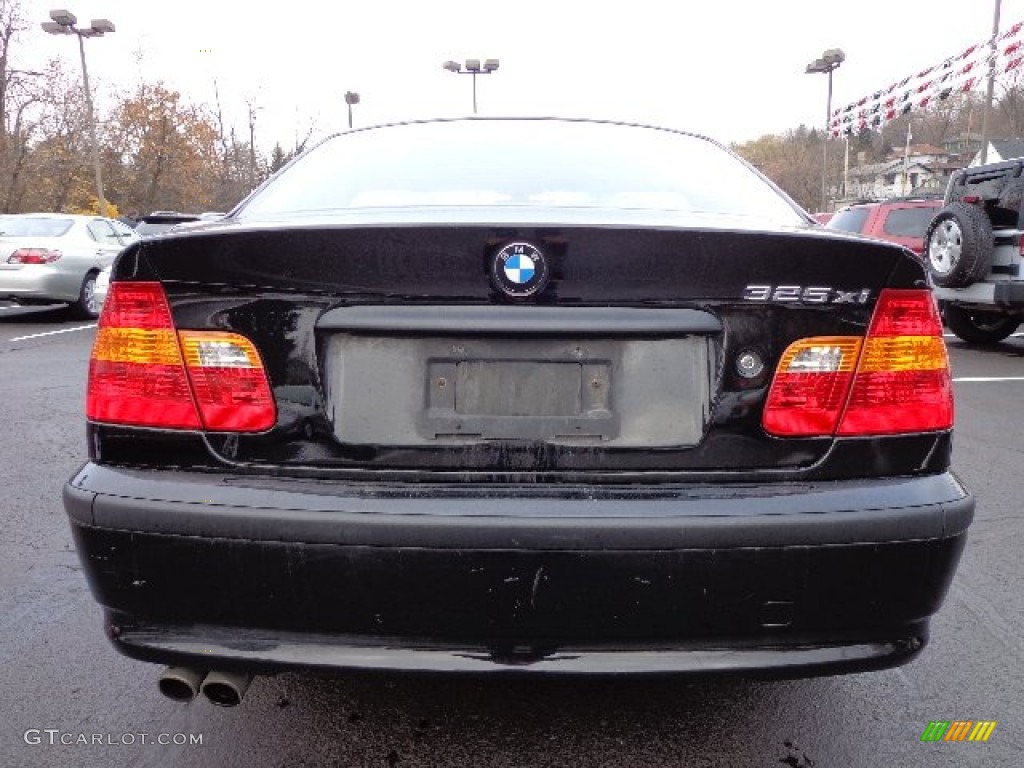 2003 3 Series 325xi Sedan - Jet Black / Sand photo #10