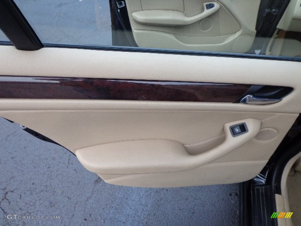2003 3 Series 325xi Sedan - Jet Black / Sand photo #15