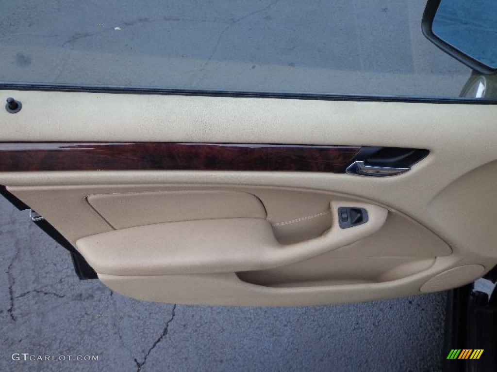 2003 3 Series 325xi Sedan - Jet Black / Sand photo #16