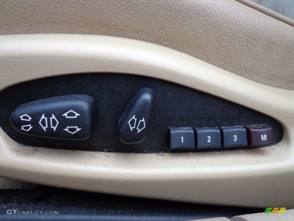 2003 3 Series 325xi Sedan - Jet Black / Sand photo #17