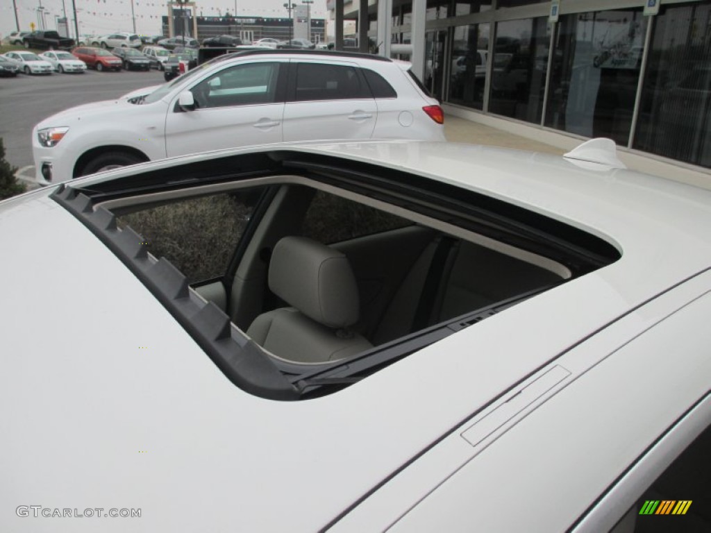 2008 1 Series 128i Coupe - Alpine White / Taupe photo #11